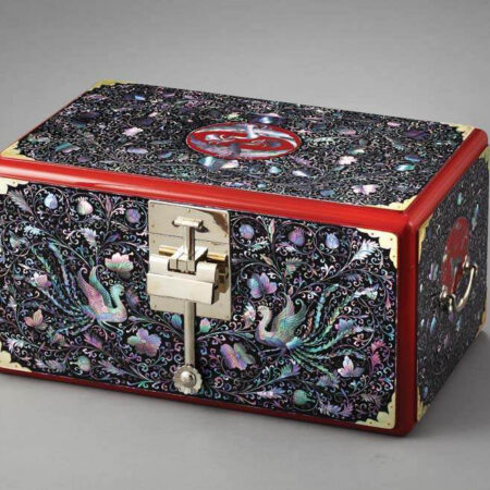 Lacquer