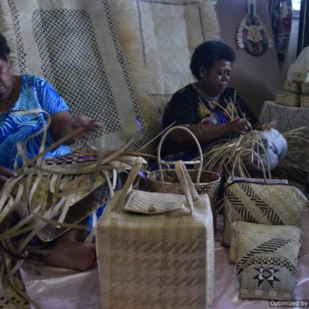 Basket weaving (tali kato)