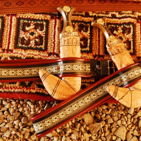 Southern daggers (janbyah)