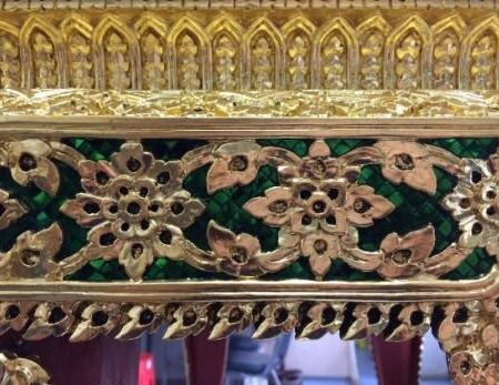 Gilding and glass inlay